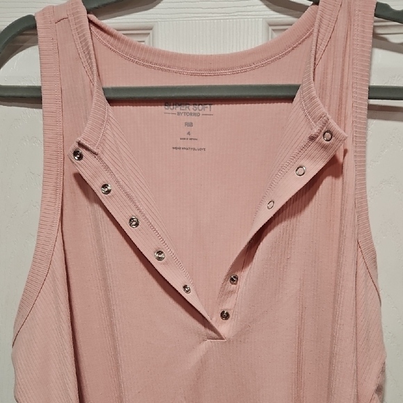 Torrid Pink Sleeveless Tank Top - Picture 3 of 4